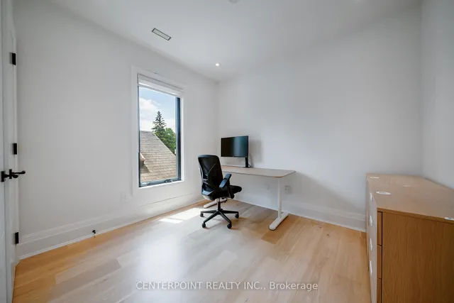 Additional image 32 of 30 Gilgorm Rd