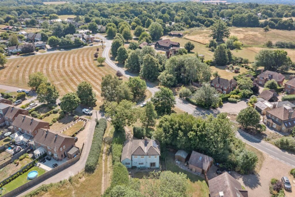 Additional image 32 of Harmer Green Lane, Welwyn, Hertfordshire, AL6 0EY