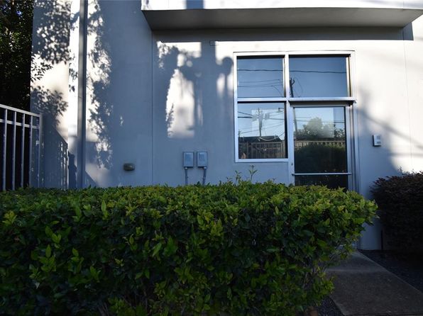 207 Pierce St, Houston, TX 