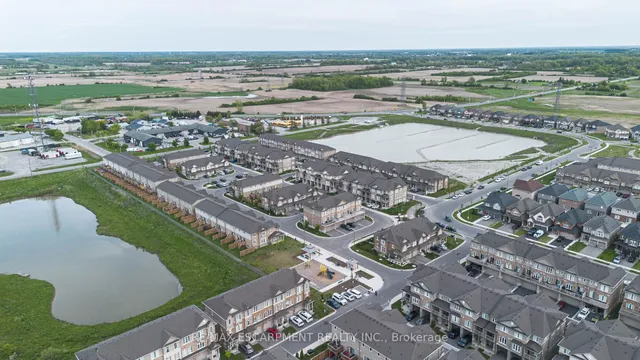 Additional image 23 of 52 AQUARIUS Cres