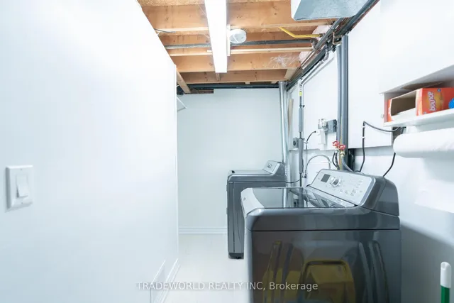 Additional image 43 of 18 Carl Cres