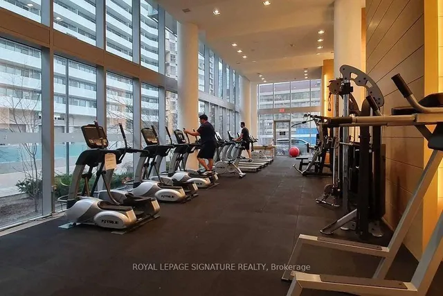 Additional image 23 of 29 Queens Quay Unit 707