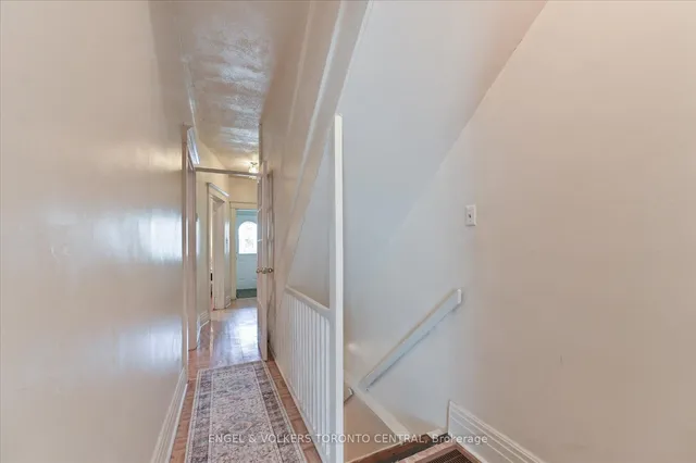 Additional image 33 of 384 Margueretta St