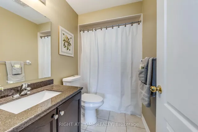 Additional image 21 of 24 Lou Pomanti St