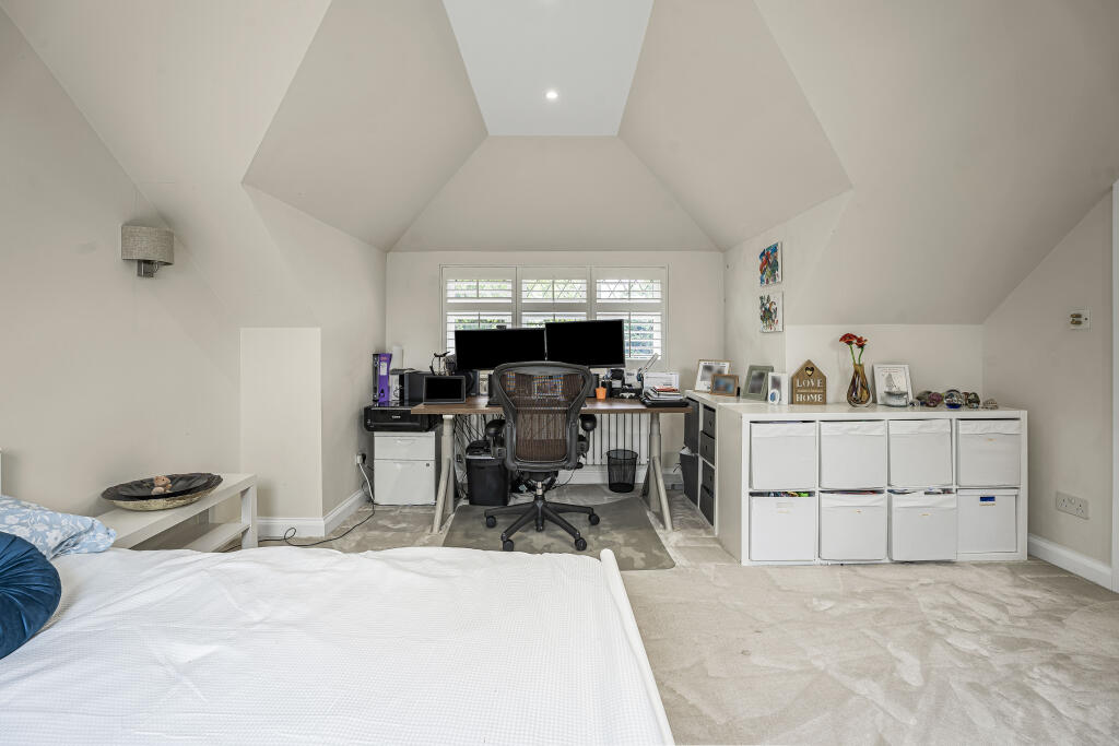 Additional image 30 of Watling Street, St Albans, AL1