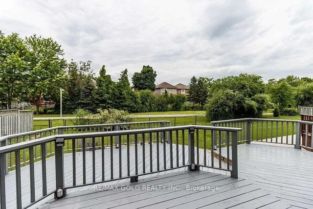 房产图片 30 - 30 Deerglen Dr