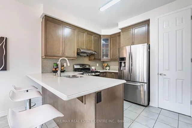 房产图片 18 - 533 Yates Dr