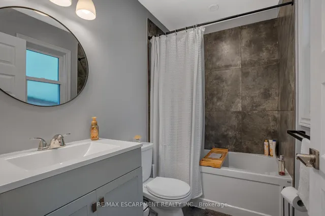 Additional image 15 of 38 Eastvale Pl