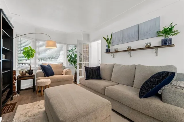 Additional image 17 of 97 Bell Ave