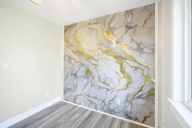 Additional image 11 of 3777 Woodruff Cres