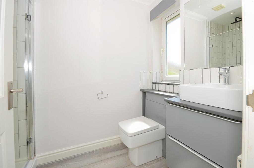 Additional image 17 of Crabtree Lane, Harpenden