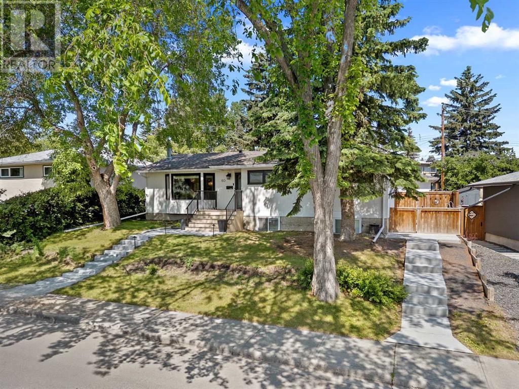 60 Chancellor Way NW|Calgary, Alberta T2K1Y2