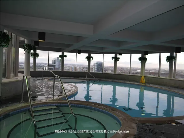 Additional image 15 of 45 Kingsbridge Garden Circ Unit 401