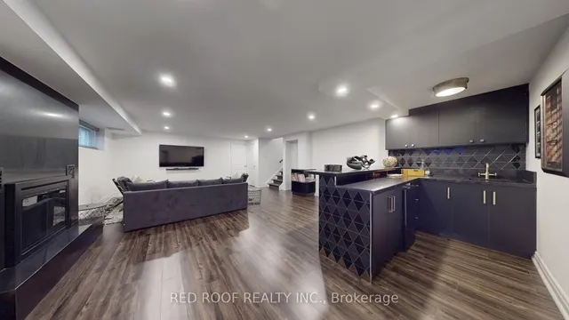 Additional image 32 of 50 Allanhurst Dr