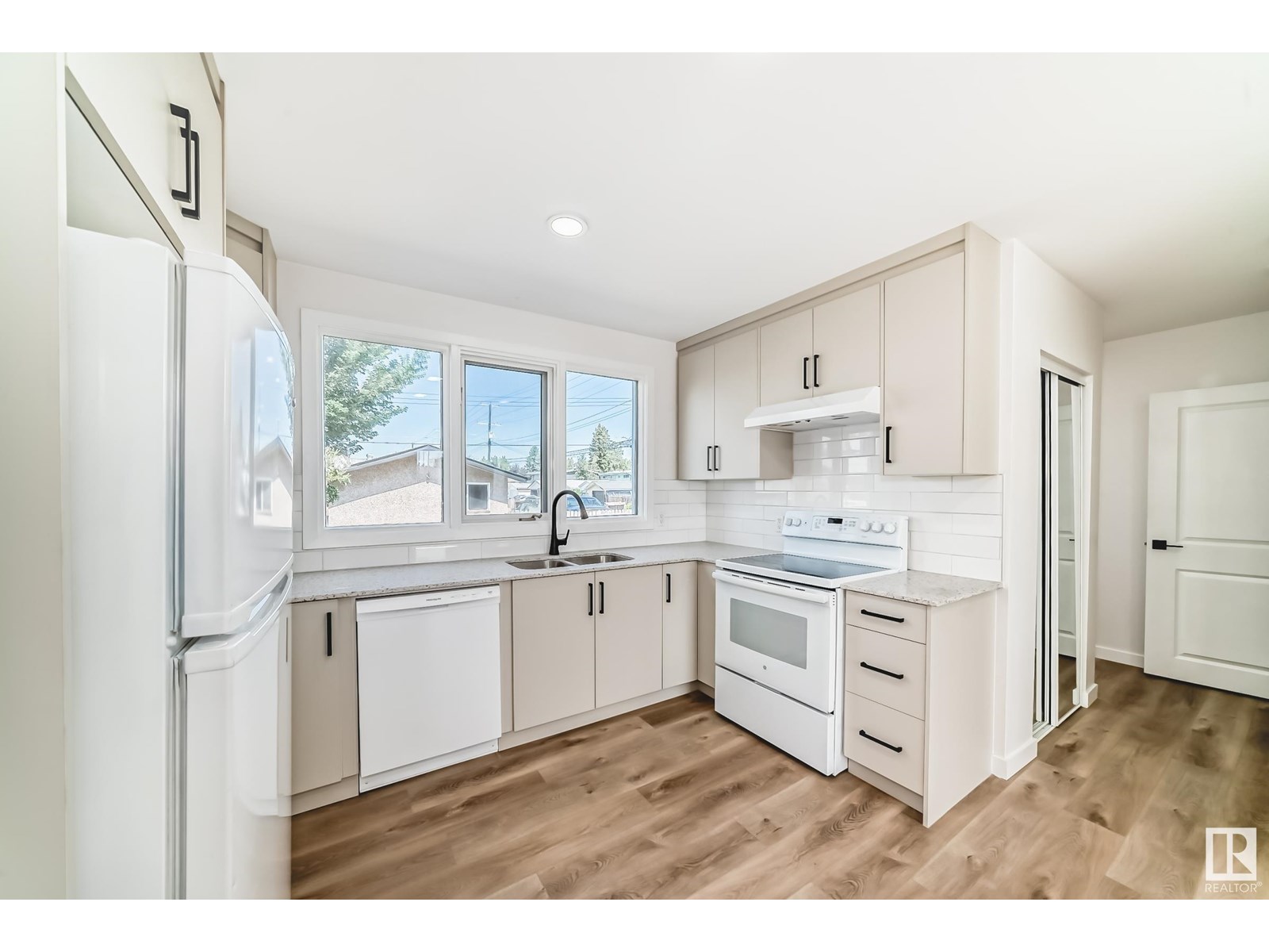 10820 132 AV NW|Edmonton, Alberta T5E0Z6