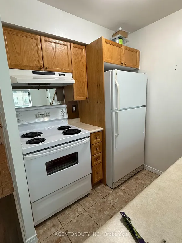 Additional image 18 of 109 Front St Unit 529