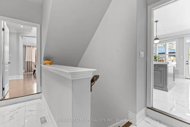 Additional image 37 of 21 Lauderhill Rd