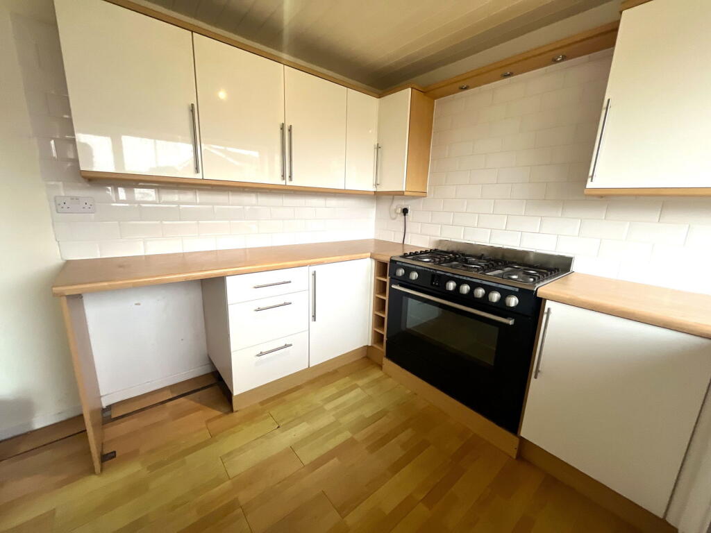 Additional image 4 of Winchester Gardens, Northfield