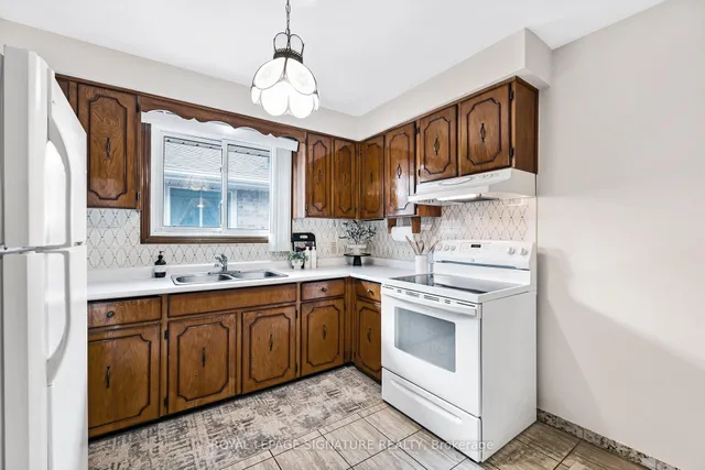 Additional image 9 of 28 Greendowns Dr