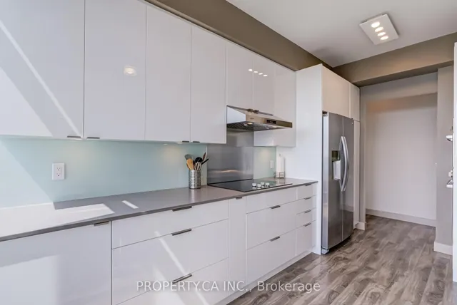 Additional image 11 of 8 Hillcrest Ave Unit PH 201