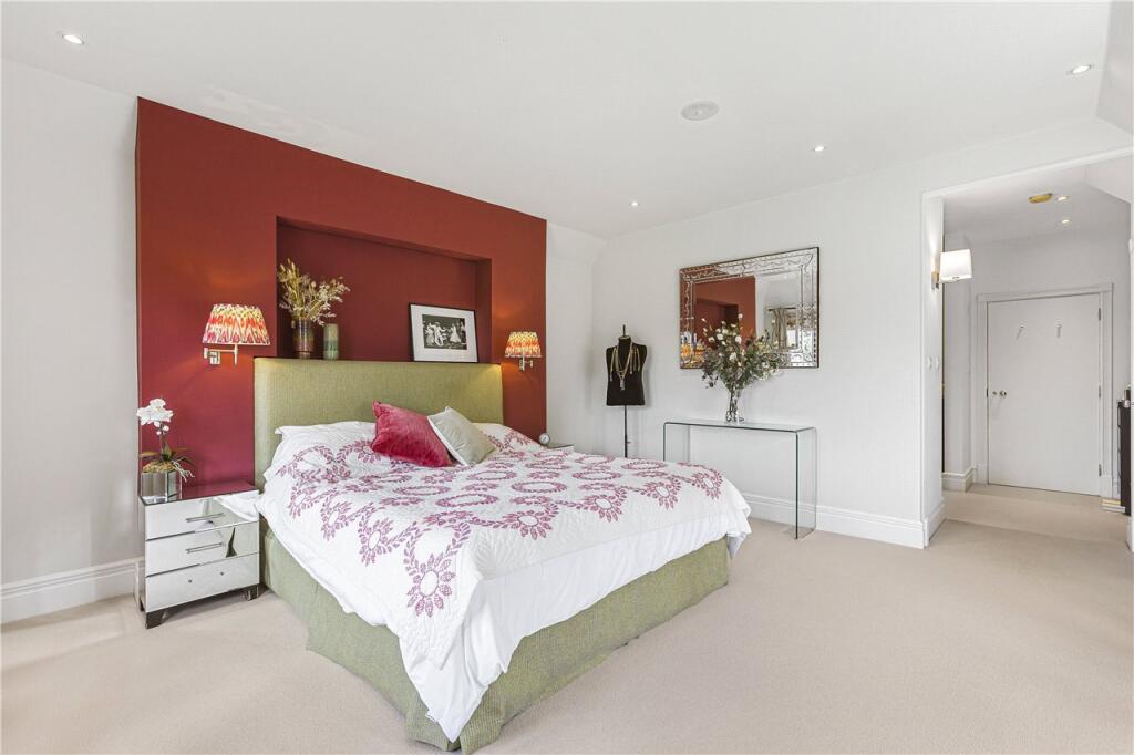 Additional image 8 of Pottersheath Road, Welwyn, Hertfordshire, AL6