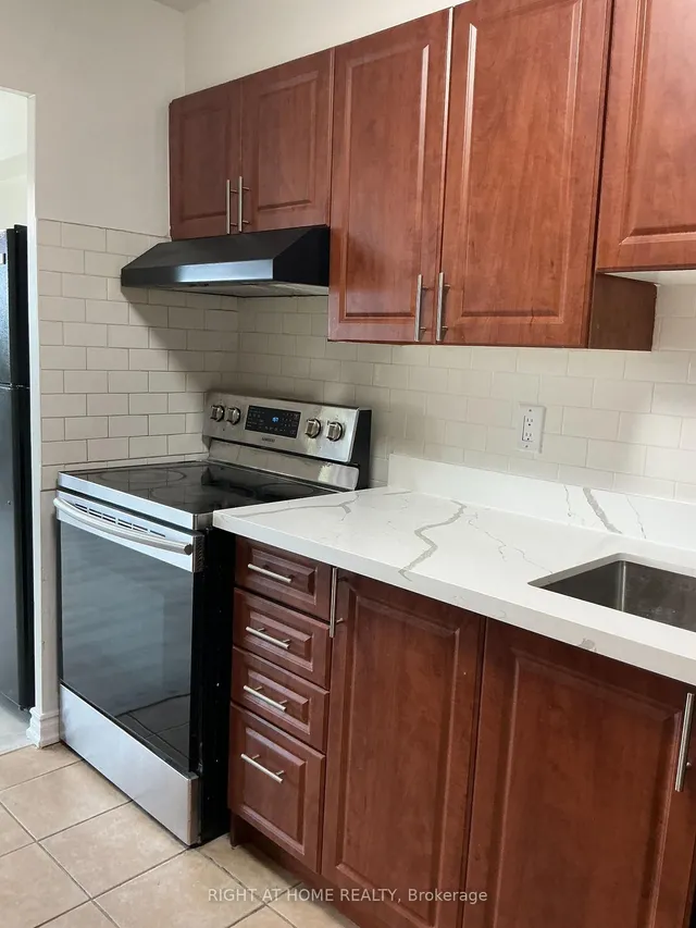 Additional image 12 of 5 Massey Sq Unit 717