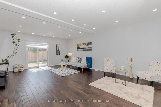 Additional image 29 of 31 Massena Dr