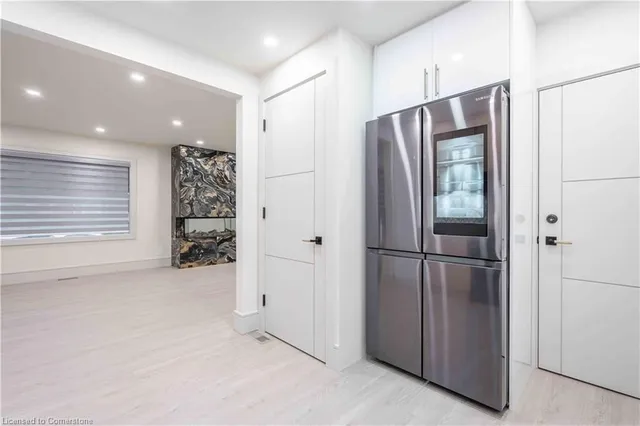 Additional image 11 of 104 Second St Unit UPPER