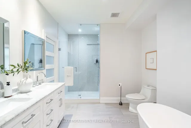 Additional image 15 of 6618 Carriage Tr