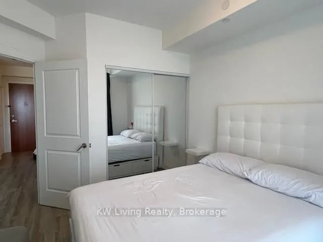 Additional image 8 of 2800 Keele St Unit 417