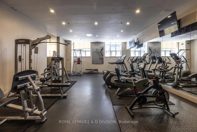 Additional image 24 of 438 Richmond St Unit 610