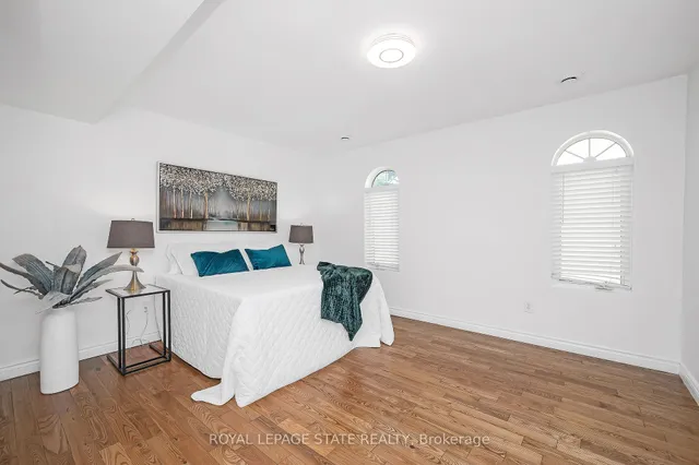 Additional image 16 of 100 Munn St