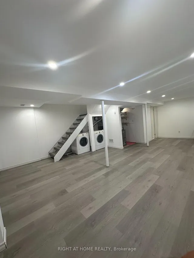 Additional image 29 of 14 Hero Sq