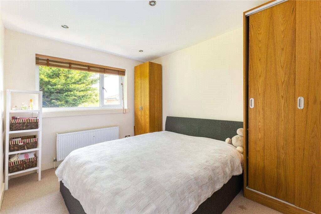 Additional image 18 of Welbeck Rise, Harpenden, Hertfordshire, AL5