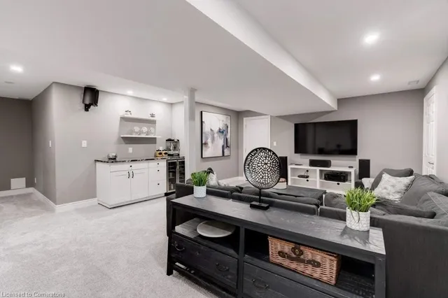 Additional image 40 of 23 Matthew St