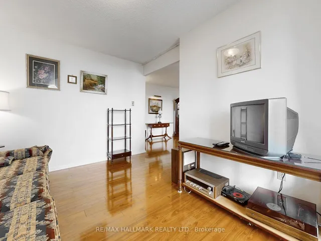 房产图片 22 - 多伦多谢泼德大道1900号804单元