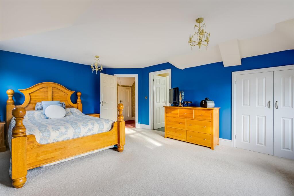 Additional image 7 of Chestnut Walk, Welwyn, AL6