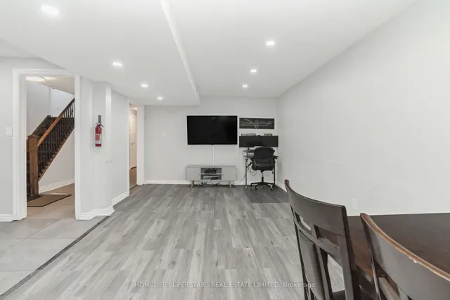 Additional image 33 of 35 Burtonwood Cres