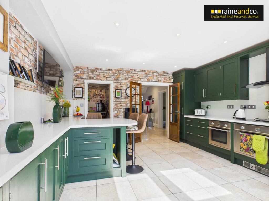 Additional image 9 of Home Farm Road, Brookmans Park