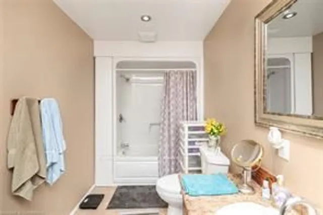 Additional image 21 of 1548 Brock Rd