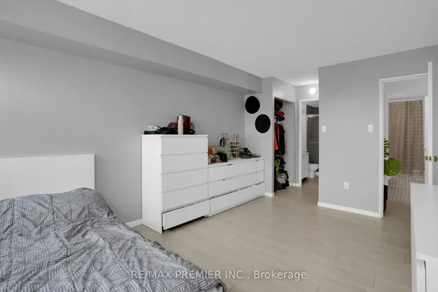 Additional image 23 of 8 Lisa St Unit 505