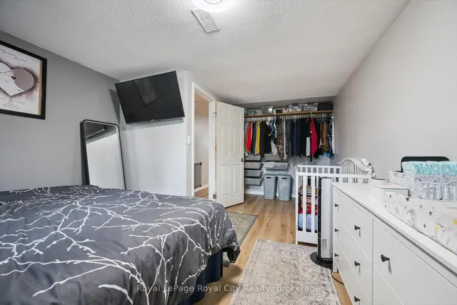 Additional image 32 of 187 The Country Way