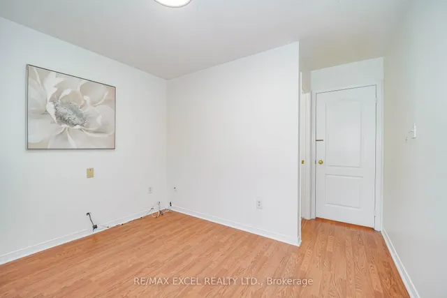 Additional image 28 of 2784 Eglinton Ave Unit 4