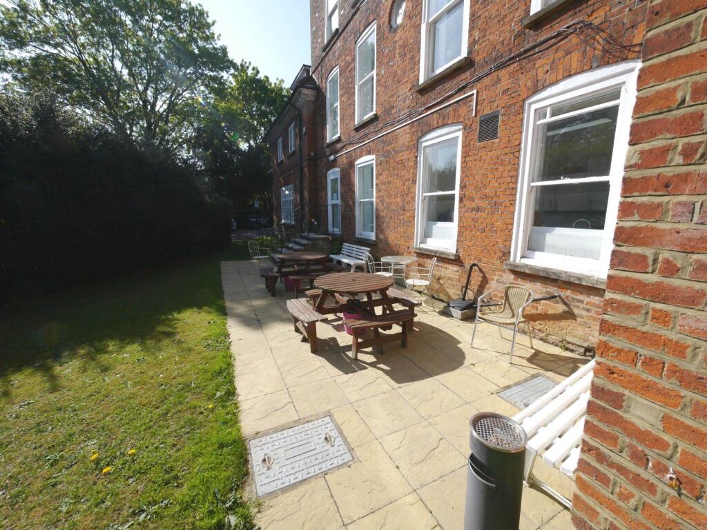 Additional image 22 of Great North Road, Hatfield