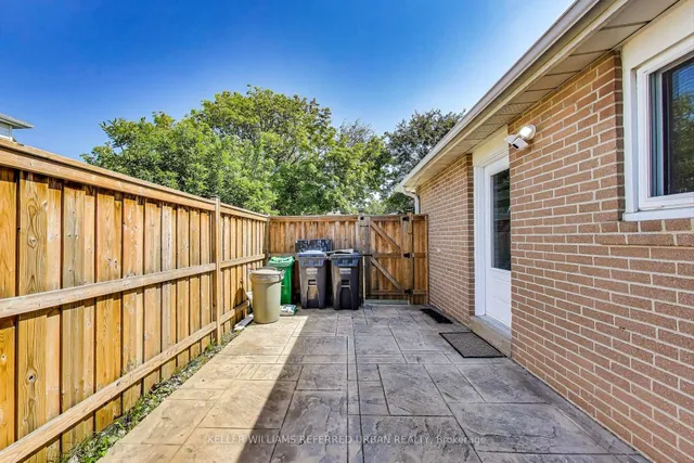 Additional image 32 of 116 Fallingdale Cres