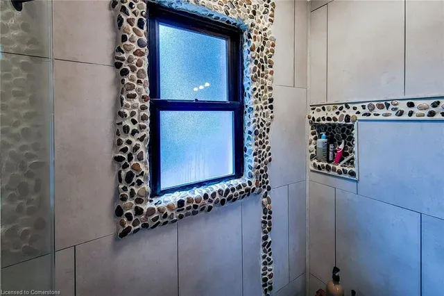 Additional image 40 of 345 Hawkridge Ave