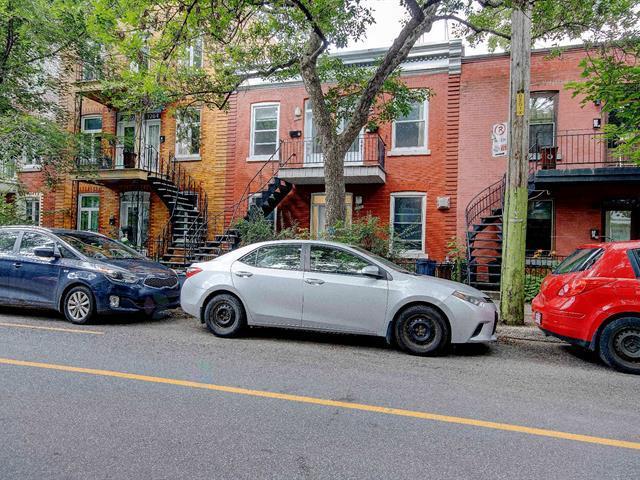 5266-5270 Rue de Bordeaux|Montréal (Le Plateau-Mont-Royal), Quebec H2H2A7
