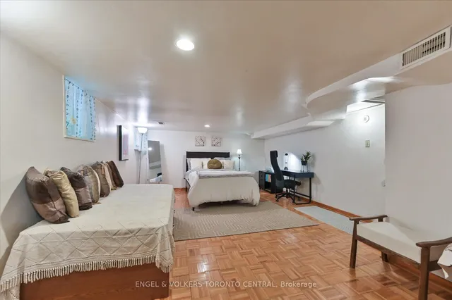 Additional image 35 of 384 Margueretta St