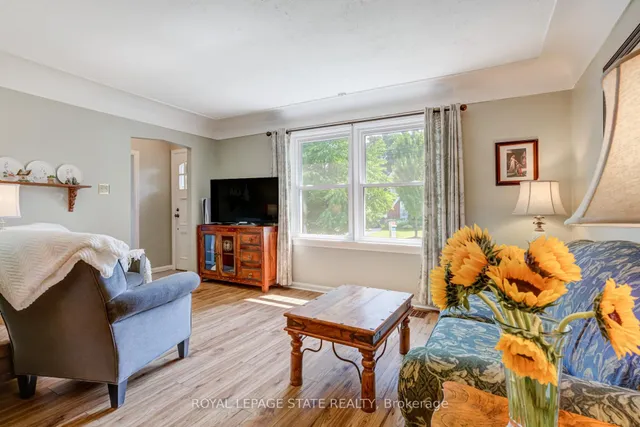 Additional image 16 of 90 Arcade Cres