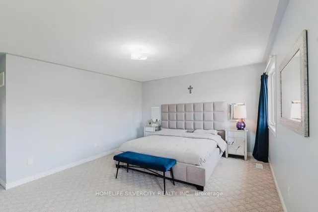 Additional image 27 of 26 Fossil St